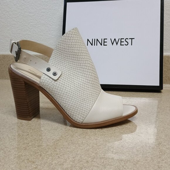 NWT Nine West 9.5 Buckle Ankle Booties White Textured Leather Block Heel PeepToe - Picture 3 of 7